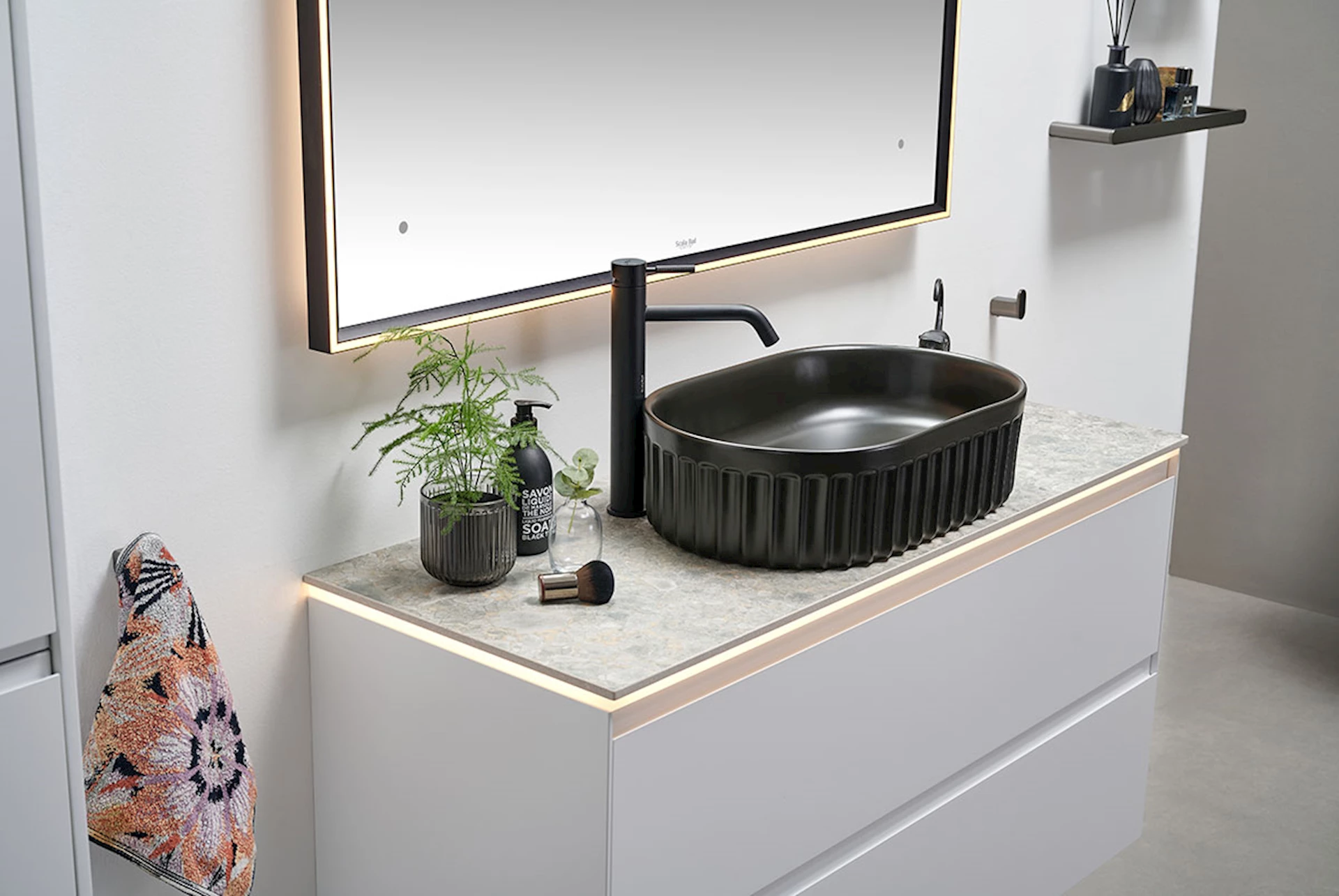 ART203989 - Bolsena speil 90 børstet sort - 